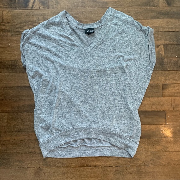 Oversized aritzia knitted v neck shirt